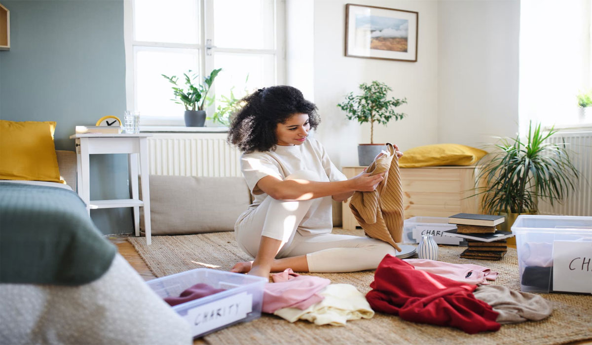 Insane Minimalist Lifestyle Hacks That Make You Happier With Less Stuff!